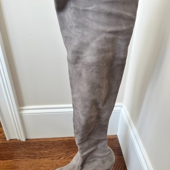 Stuart Weitzman Highland Boot in Grey Suede - Picture 5 of 5